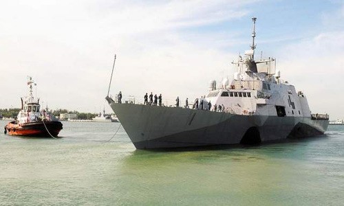 Tàu tuần duyên USS Freedom, Mỹ sẽ tham gia diễn tập Carat 2013 với Philippines trên biển Đông.